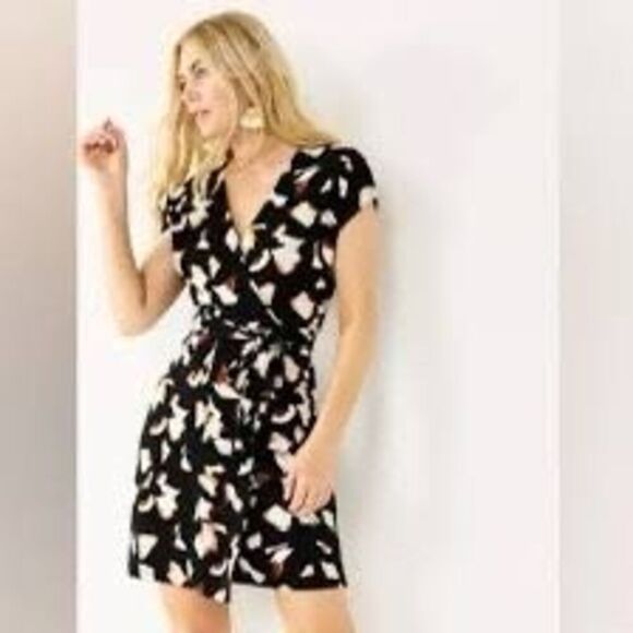 Nine West Size XXL Dolman Sleeve Wrap Dress Black Leaf Floral Knee Length Event - Picture 1 of 9